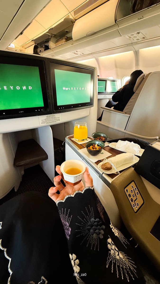 Mis ☕️ | 📸 tweet media