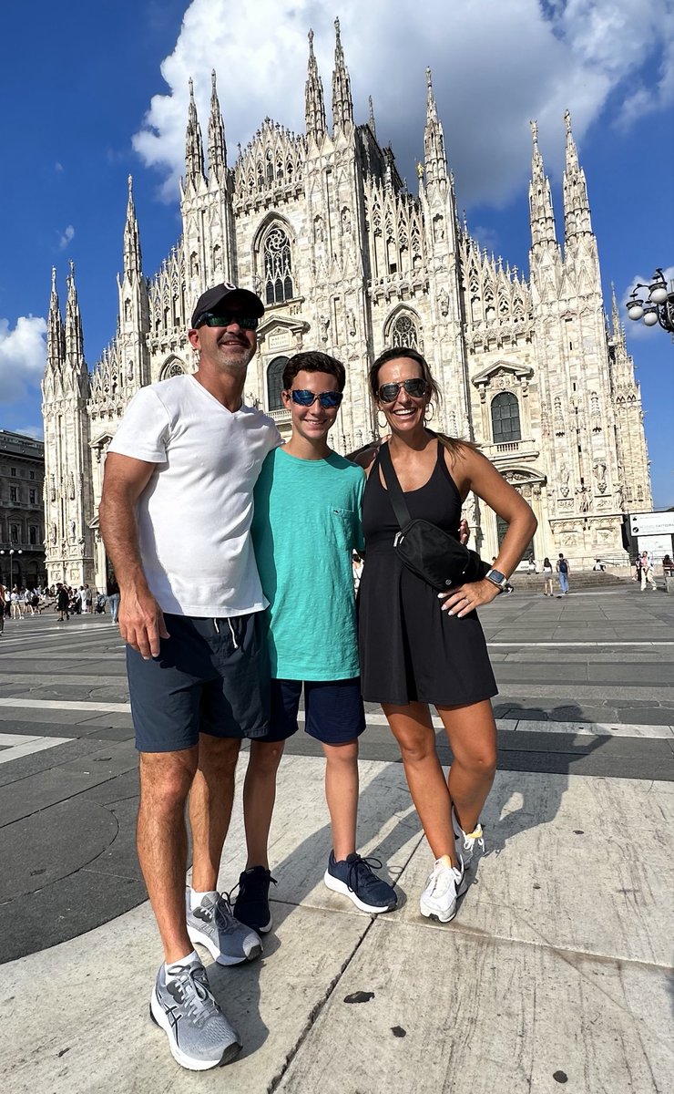 SteeleGamble29's tweet photo. Watching the Olympics brings back great memories of Milan! Go Team USA!!!🇺🇸 🦅 https://t.co/IPq9WUvEpQ