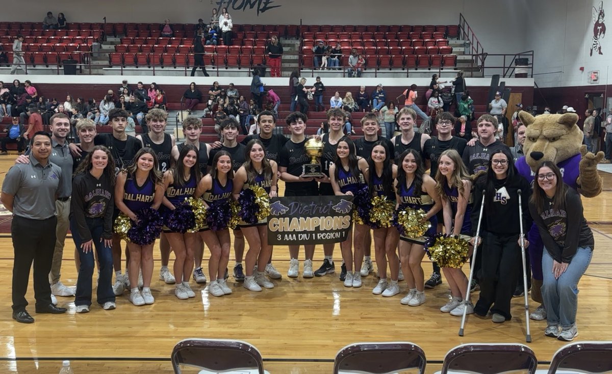DalhartBoysBB's tweet photo. 🚨 DISTRICT SCORE🚨

ROUND 10 out of 10 🥊 

Dalhart- 85
Tulia- 49

YOUR GOLDEN 🐺’s ARE YOUR OUTRIGHT DISTRICT CHAMPIONS 

Finished regular &amp; district season 
26-3  ,  9-1

@PressPassSports @STBA_TX @NC10Sports 
@hoopinsider @KaleSteed @rubenlopez_35 @Tabchoops @806hsscmedia https://t.co/VPOKFEFIC1