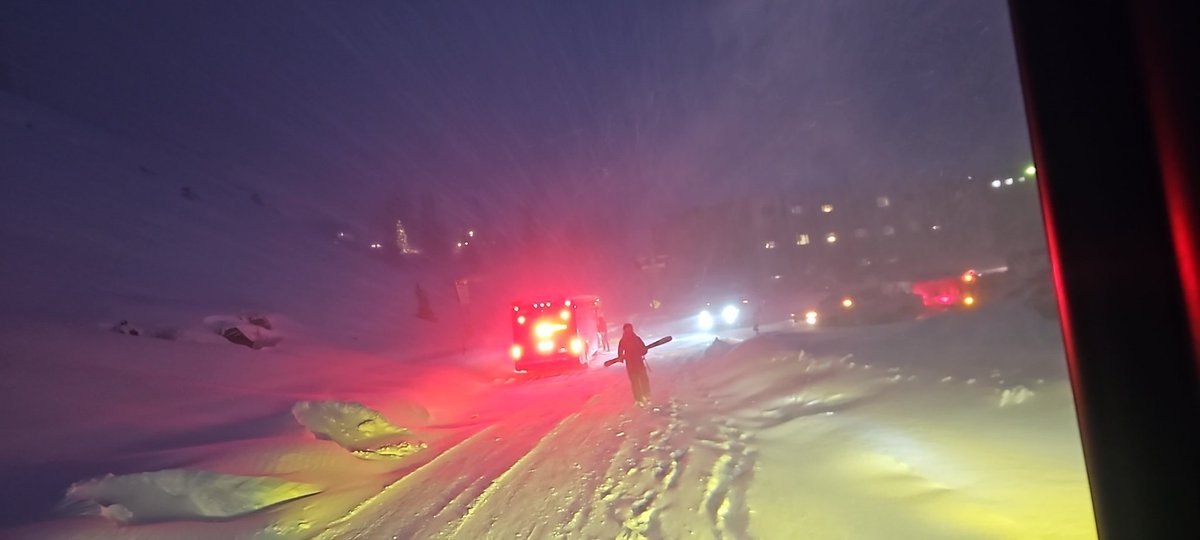 dannahyer's tweet photo. #skibusreport #beUtahful #snow 
fun fun fun 😁 @AlanaBrophyWX @ChaseThomason @brianwusa @DanPopeWeather @NWSSaltLakeCity @spunky_libra @WasatchSnow @WeatherNation @SnowBrains @lindsay_storrs @StormHour https://t.co/rWfcl0SeVR