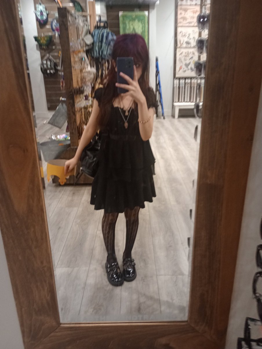 Zondoesexist's tweet photo. Mall outfit :p
#cosplaytwt #edtwt #promotwt #mutuals #kawaiitwt https://t.co/pSnGJGybB9