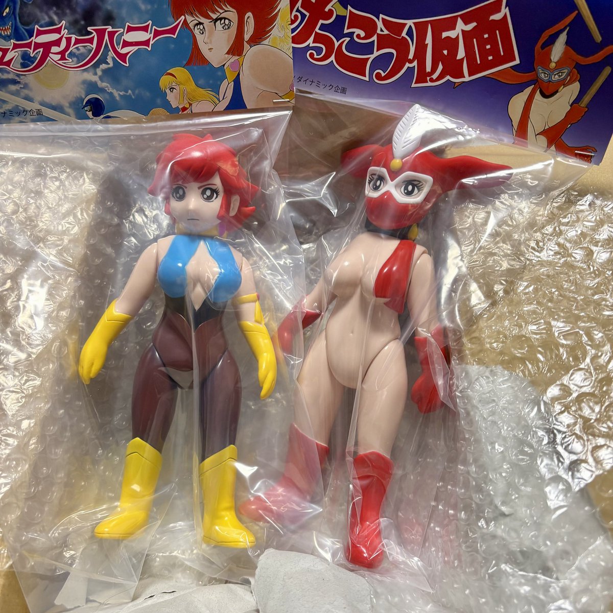 昭和アニメ　アルチザントイ　けっこう仮面ソフビ レトロ　新品未開封 けっこう仮面とキューティーハニー 大変ご好評いただき、けっこう仮面