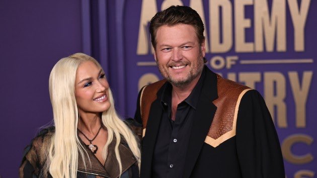 shefanifan0121's tweet photo. how I met him still with him
Blake Shelton 🤠 #BlakeShelton #somebeach #00s #GwenStefani https://t.co/L456TgbpJV