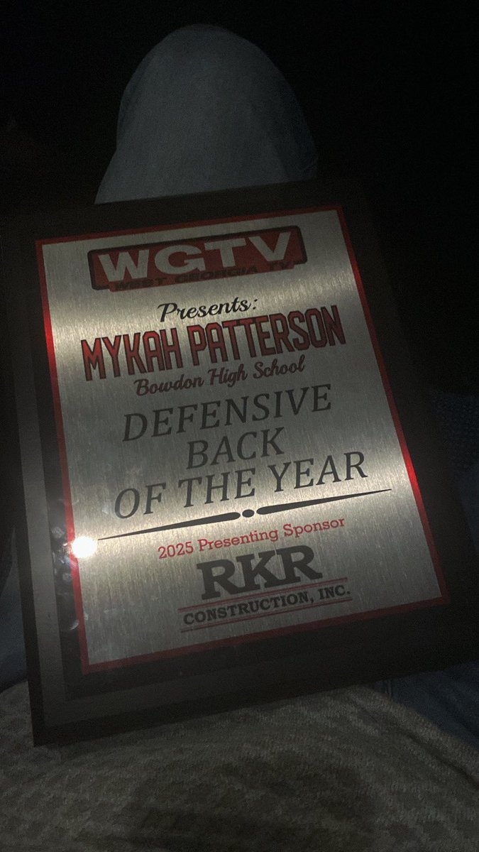 myk44h's tweet photo. Honored to be named @WestGeorgiaTV 25-26 Defensive Back Of The Year! @bowdonrecruits @WGASportsNation @RecruitGeorgia @jamieabrams39 https://t.co/5lO4HoLBm1