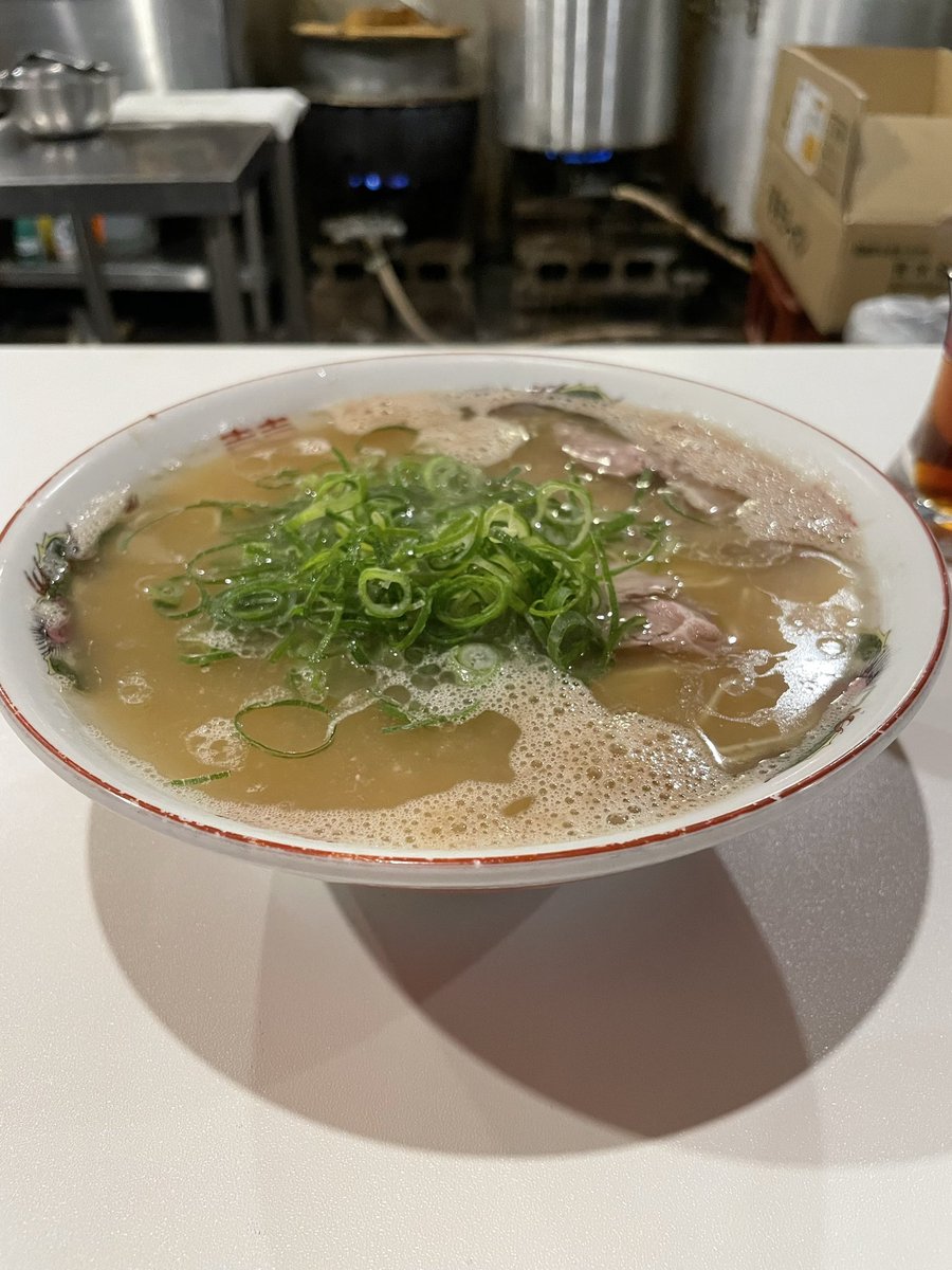 ramenkenta's tweet photo. 2月19日(木)12:00〜15:00
変わらず毎日食べてます
#ラーメン健太
#駒や
#寺田屋 https://t.co/r3eVvW5TJL
