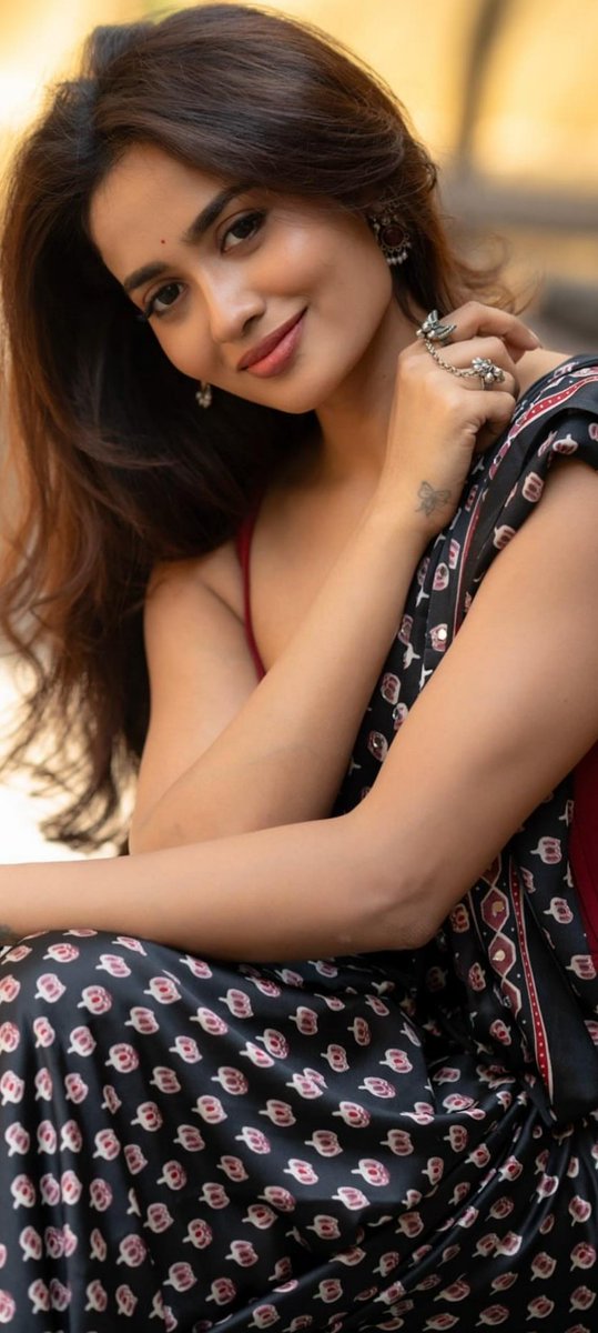 StarletX tweet media