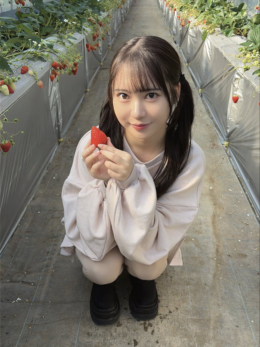 この前いちご狩り行った時の🍓♡