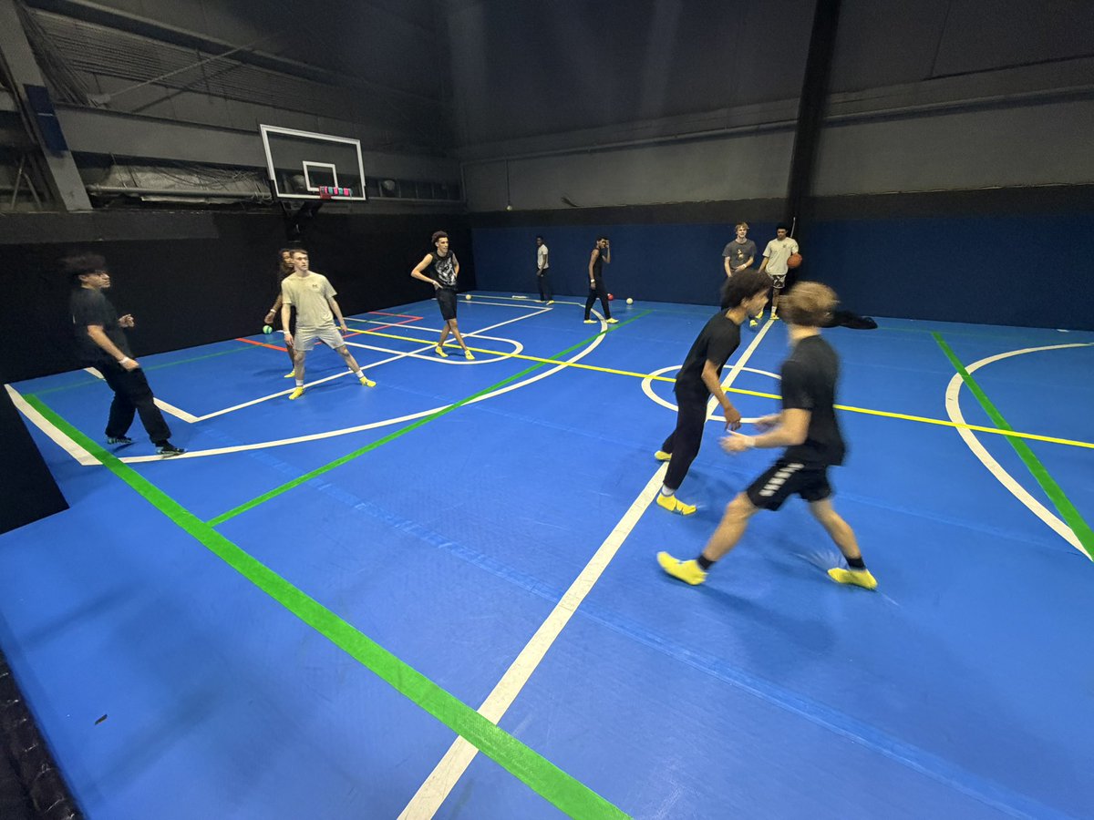 CRJ Basketball tweet media