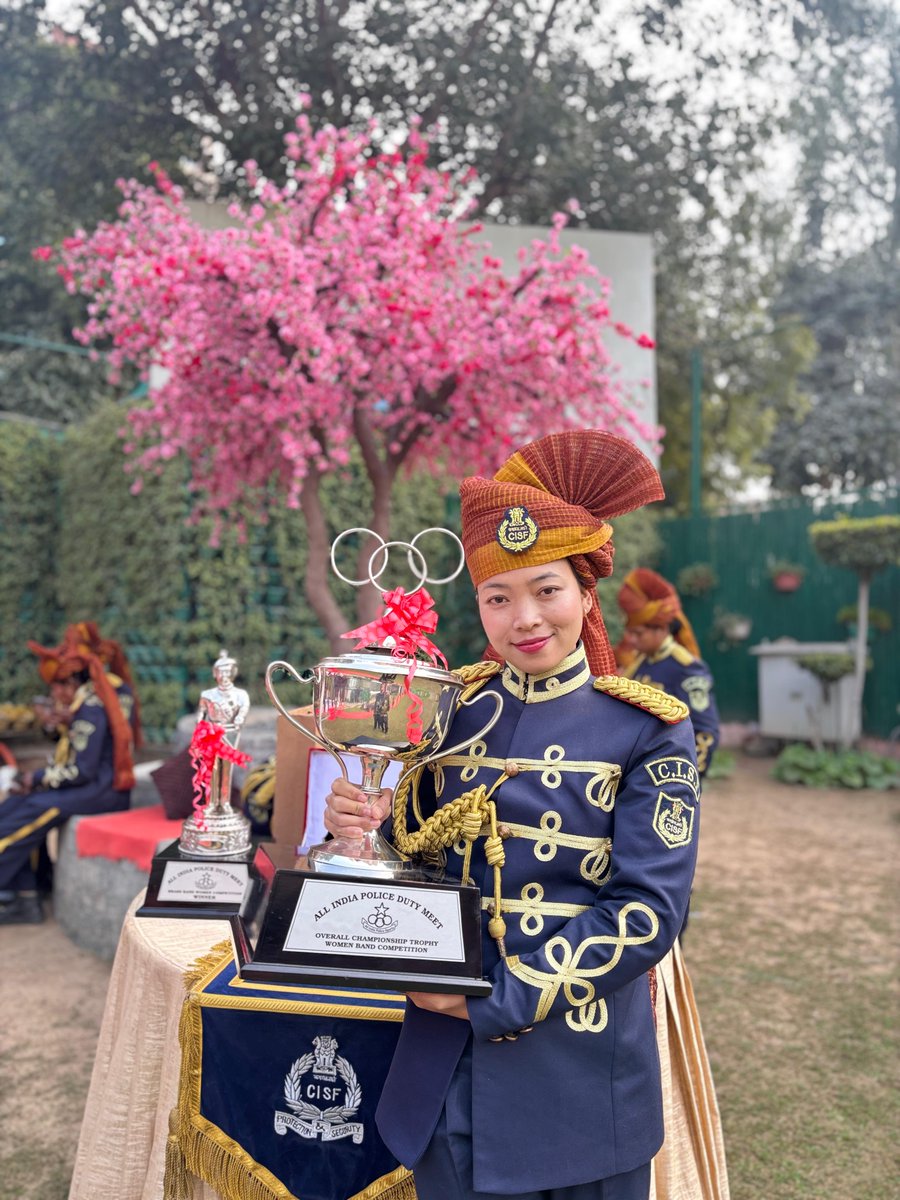 CISFHQrs's tweet photo. Some Are Born To March. Some Are Born To Lead The March.

From the quiet hills of Manipur to the thunder of applause on the national stage, Lady Constable Lydia Chingbiaksiam carries a story stitched with sacrifice, perseverance and pride. Joining the CISF in 2022, she became part of history with the formation of the CISF Women Band in 2023—turning dreams into duty.

At the 26th All India Police Band Competition-2025 (AIPBC), her baton spoke louder than words—earning her the Best Conductor award, as the CISF Women Band lifted the Overall Championship & First Prize. A moment where hard work met honour and service found its rhythm.

Her unwavering dedication, discipline and passion serve as a powerful inspiration to young women across the nation - showing that with courage, perseverance and belief, they too can rise, lead and bring honour to the country.

CISF is continuously encouraging and nurturing talented youngsters, motivating them to pursue excellence and achieve expertise in their chosen and cherished domains. Through sustained support, guidance, and opportunities, the Force is committed to empowering youth to realize their full potential and contribute meaningfully to the nation.

#NationFirst #ShieldOfSecurity #WomenInUniform #CISFWomenBand #NortheastPride #Rythm #Manipur

@HMOIndia 
@PIB_India 
@mygovindia 
@DDNewslive 
@CISFTraining 
@NBirenSingh 
@DIO_Ccpur