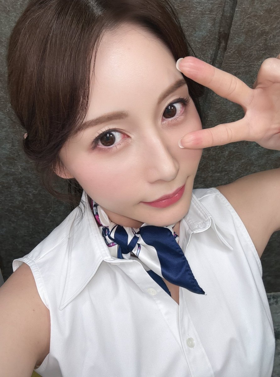 aki_sasaki33's tweet photo. おはよう☀️
昨日は撮影だったんだけど帰ったら速攻で寝てしまった🐶 https://t.co/mFV6RO4T4d