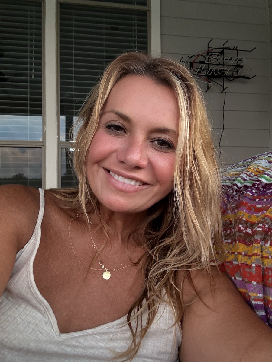 Playteaux tweet media