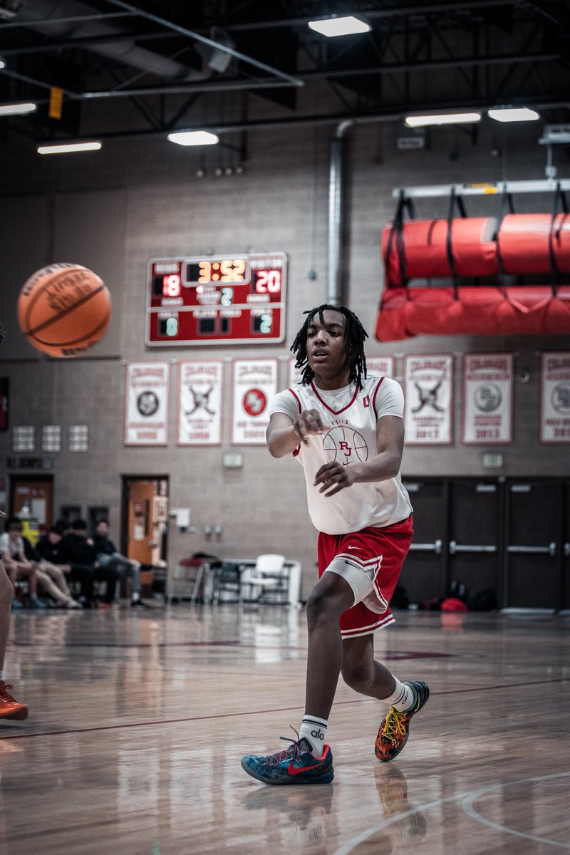 AdonisxJohnson's tweet photo. 6’0” CG | Class of 2029
Freshman season highlights.
Grateful for the opportunity. 
Ready to compete all summer.💯 https://t.co/KlBlFlSofw