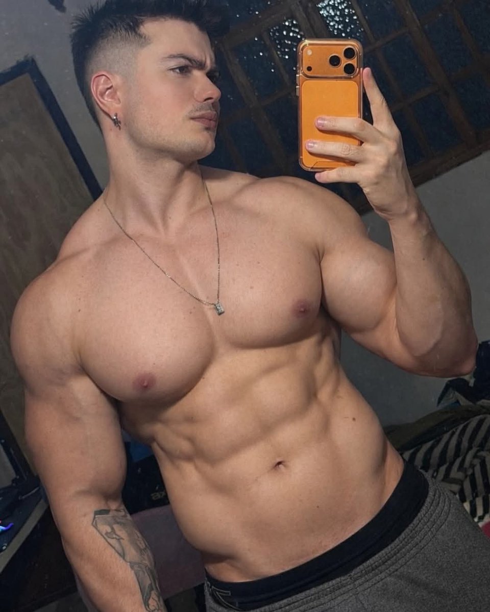 calloso (@gluck_143) on Twitter photo 