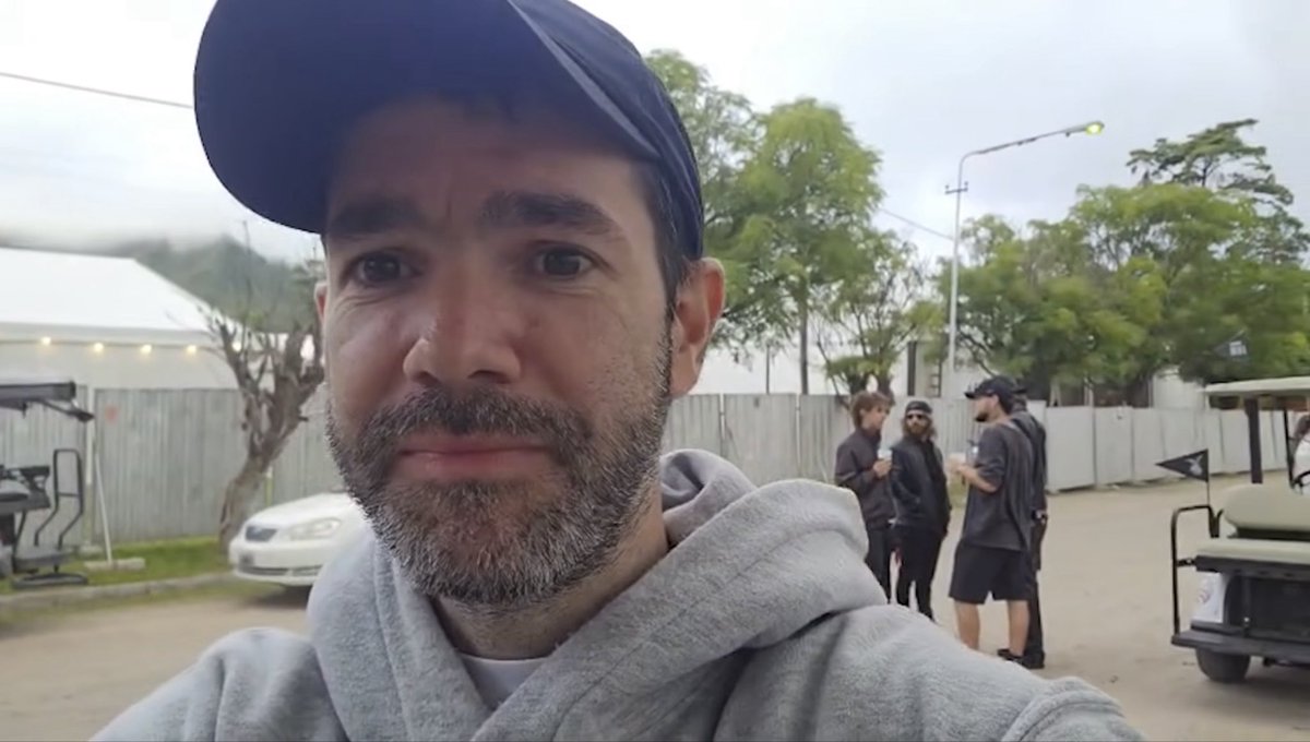 PLM CLIPS tweet media