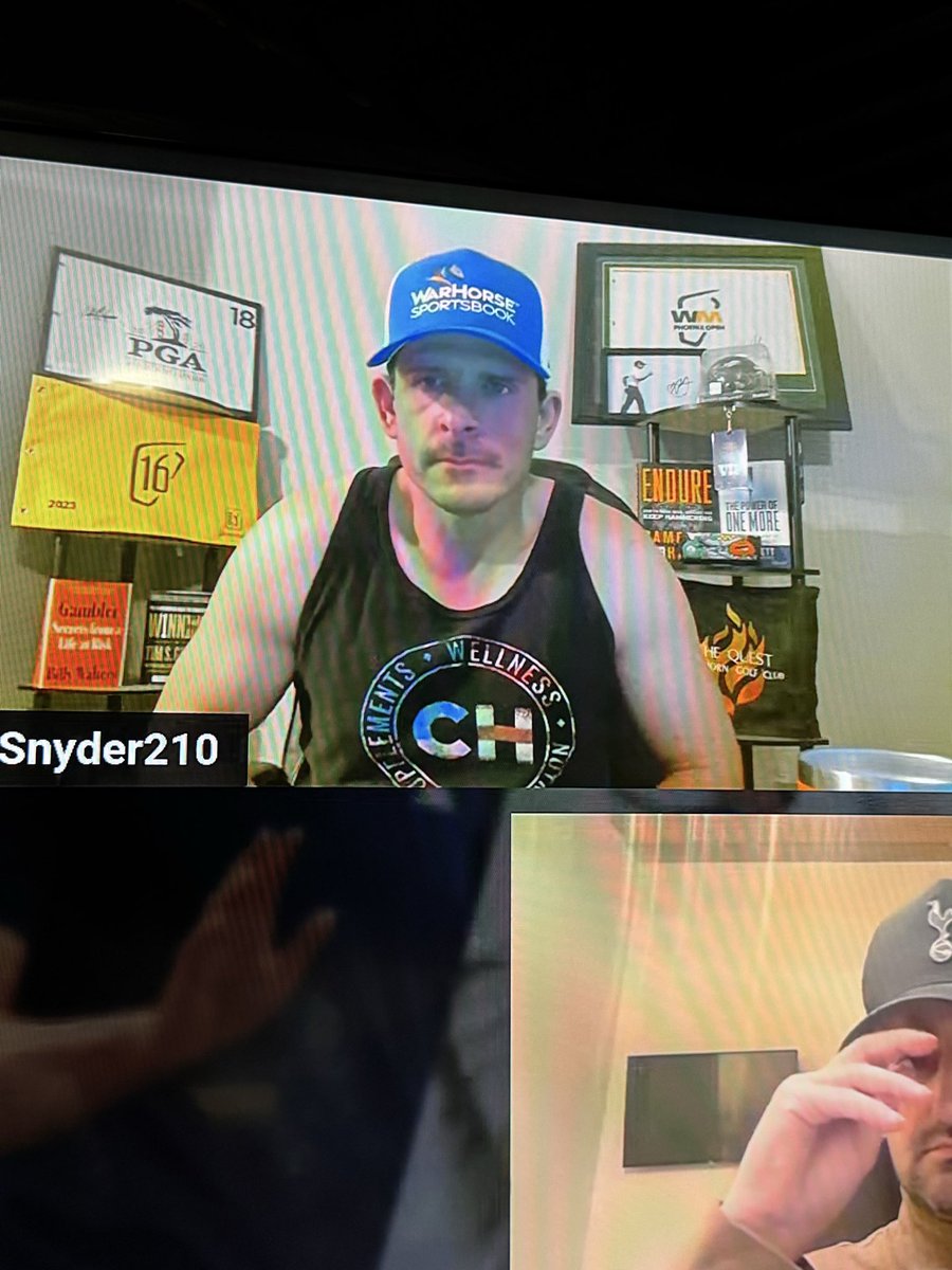 LehmsDFS23's tweet photo. @BigT44DFS  the outfit. Love it or list it. Makes me horny💦💦💦
Cutoff = Man https://t.co/6LDhjbUbJ2