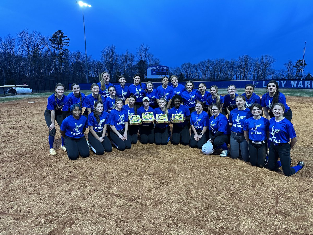 ILSoftball tweet media