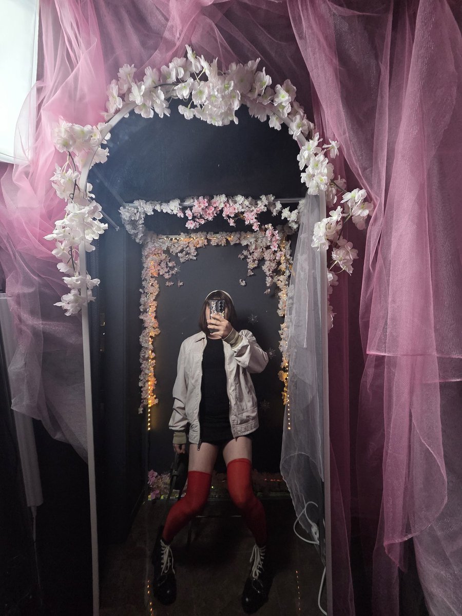 바이올렛 tweet media