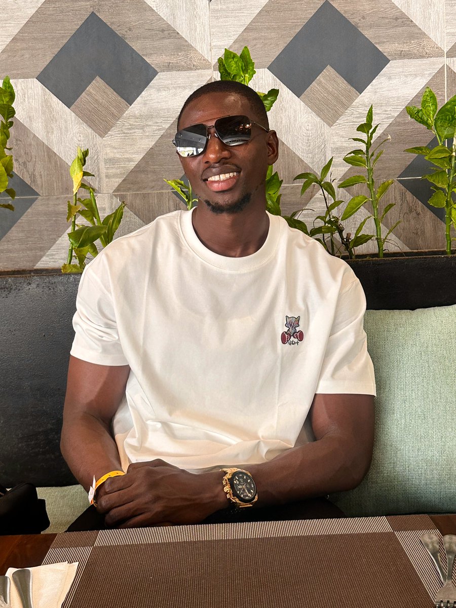 The flag:                                      The face: