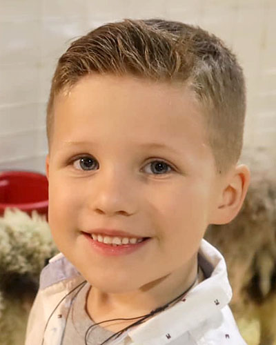 MISSING 6 YEAR OLD
Missing for over 5 years, Benjamin was last seen on November 17, 2021 in Los Angeles, California. He may be in the company of his mother.
Poster: missingkids.org/poster/NCMC/20…