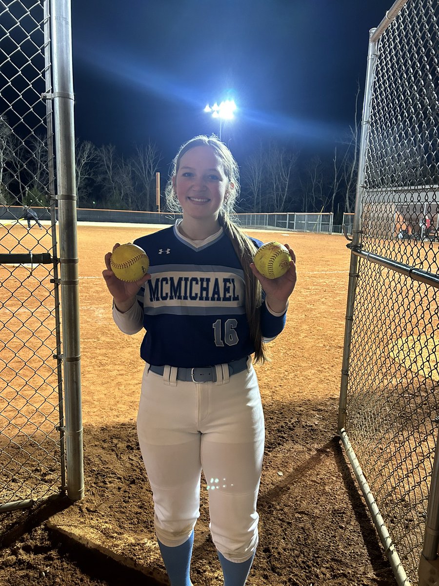koraingle2027's tweet photo. In our first 2 scrimmages of the season I went 3 for 4 with 2 💣!! Off season work is definitely already paying off! Also, my first time using my new CRBN1 in a game!
@CarEliteNCorg @CE_Dodson @CoastRecruits @SoftballDown https://t.co/Qa5WtalJZ7
