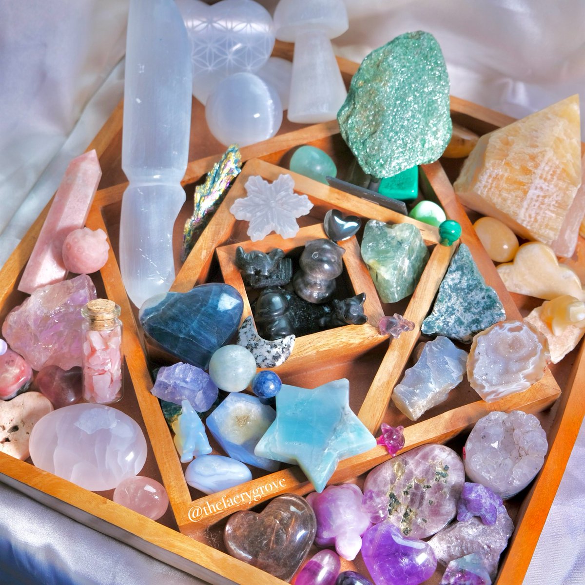 Just a girl who loves crystals 💗💫🥰