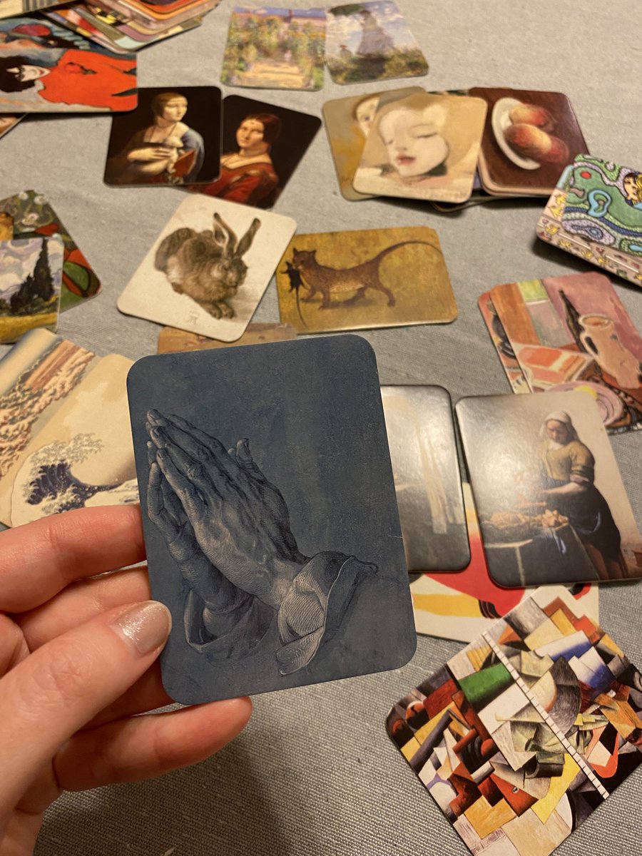 MollyBoys's tweet photo. Si bien jugar memorice podría ser “juego de niños”, esta versión me fascinó!! Es lindo y desafiante. La pareja no es exacta, es pareja de artista. 🧡 https://t.co/lnDIjGIsVm