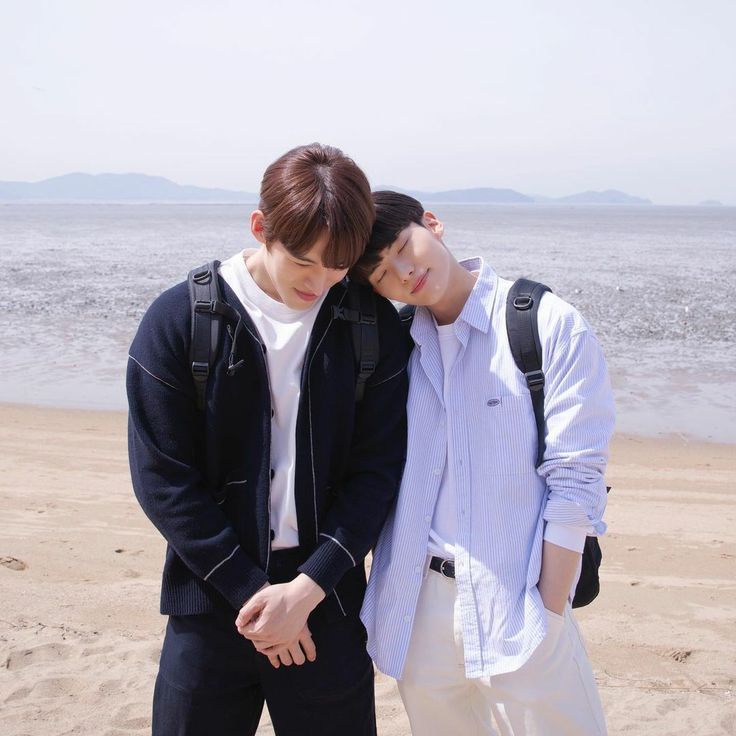 delight_yes's tweet image. Mon goumin à cause de #Blueming il est HARD
SIWON et DAWON mes sucres vraiment, je move on pas, depuis 2022😭😭😭😭😭
ps : EUNBIN L'AMOUR DE MA VIE 

#blueming #kangeunbin #johyukjun