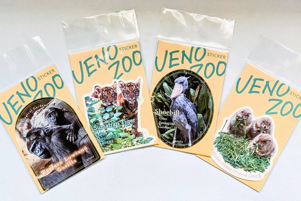 園内ギフトショップより】 「ステッカー」 各330円（税込） 人気商品の
