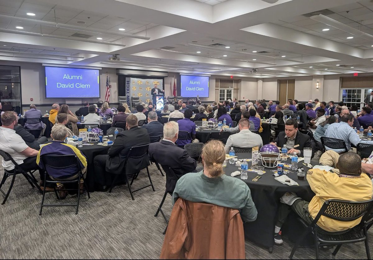 Bobby Wilder tweet media