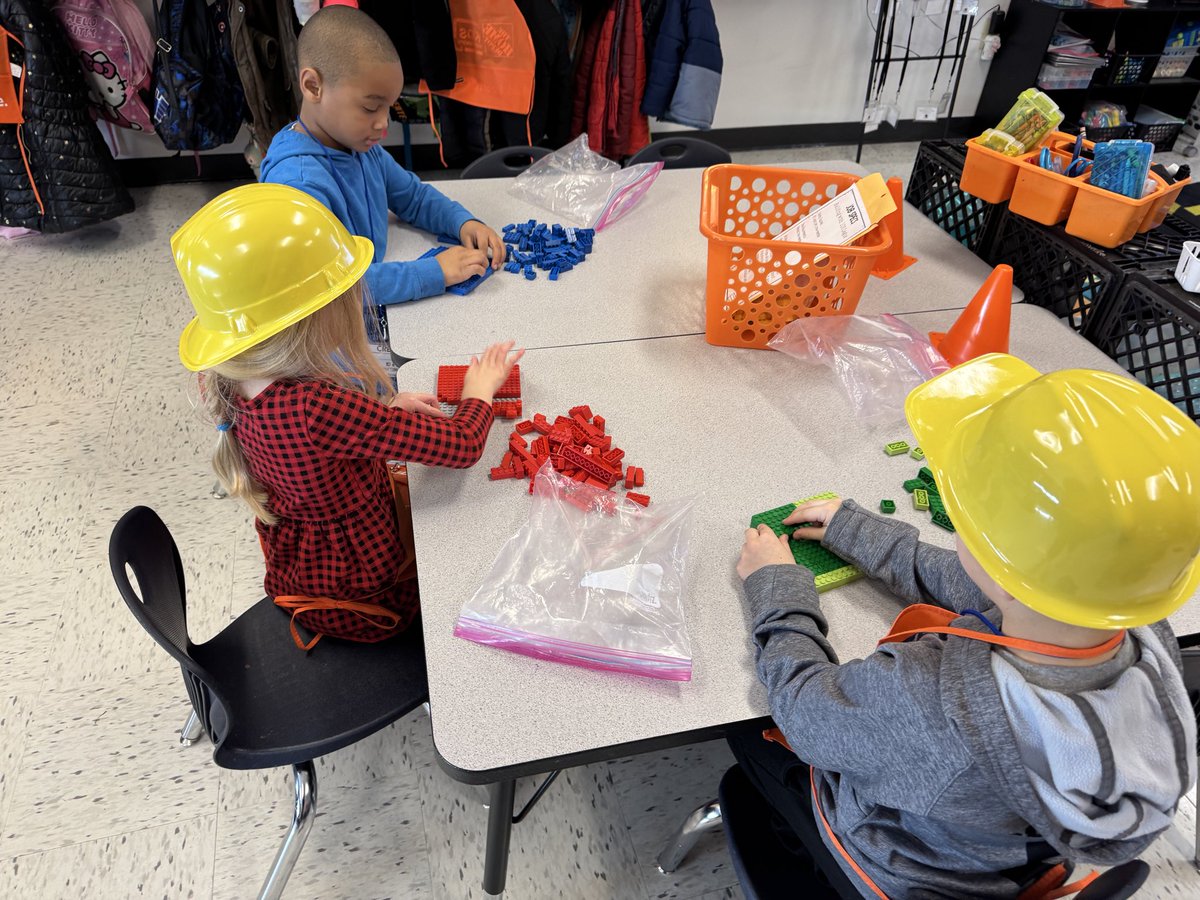 Building with 100 legos! #SCEsoars