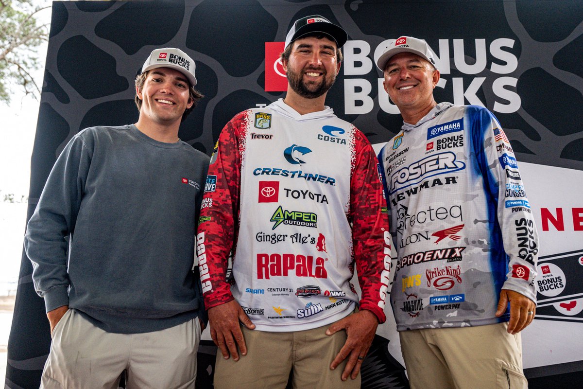 bassmaster's tweet photo. Gear checked. Boats ready. 🔥 See anglers get set at the @TurtleboxAudio Bassmaster Open at Sam Rayburn presented by @Batterytender — tap through the full gallery on https://t.co/BwEK4Quanf!
🔗  https://t.co/Np5NoZnMyM

📸 Chase Sansom
#bass #bassmaster #BassOpen #turtlebox #batterytender #bassfishing