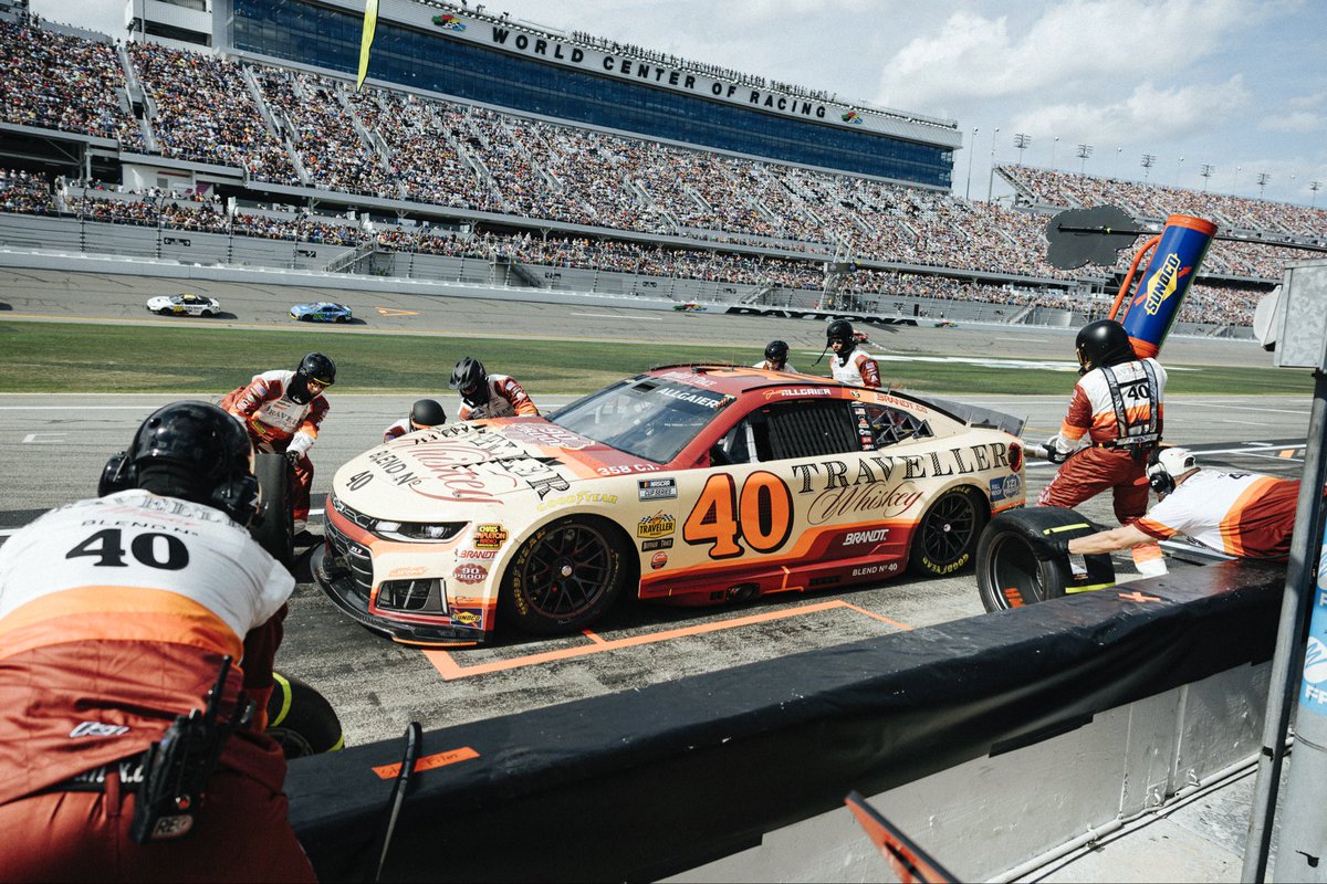 Chris Stapleton tweet media