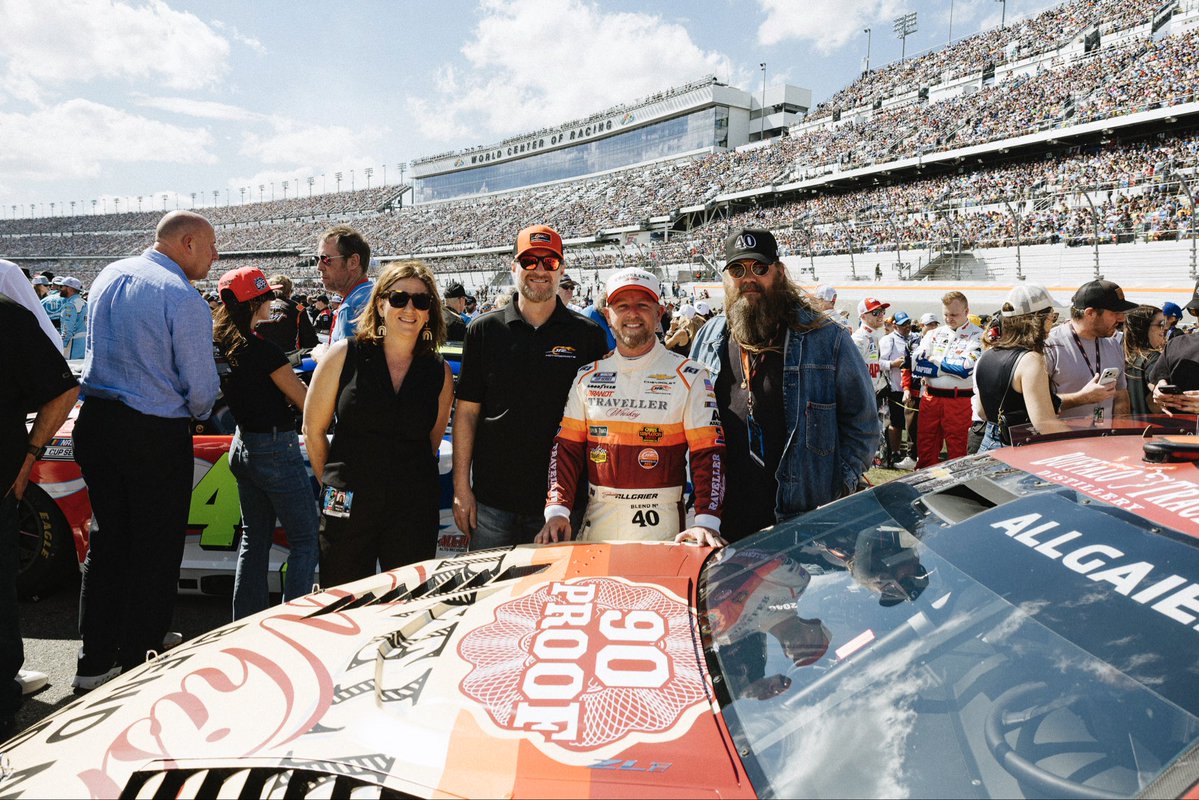 Chris Stapleton tweet media