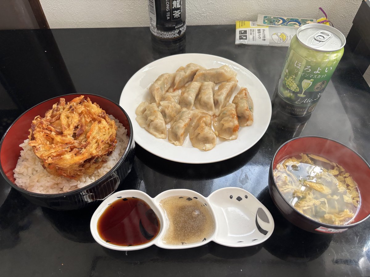 月柳 tweet media