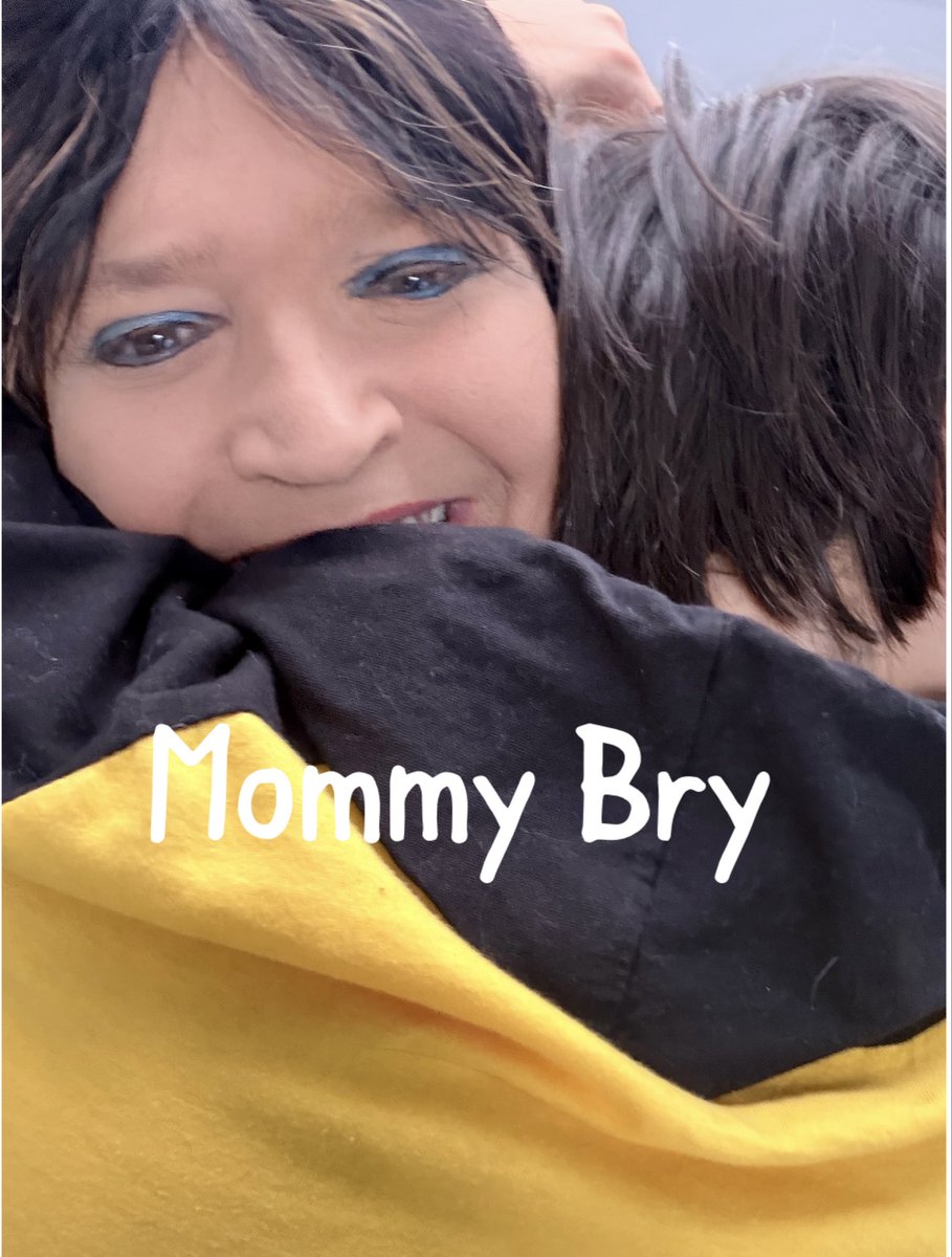 Mommy puts the baby boys into such deep little space. This one needed extra extra long hugs #mommy #babyboy #cuddles #abdl