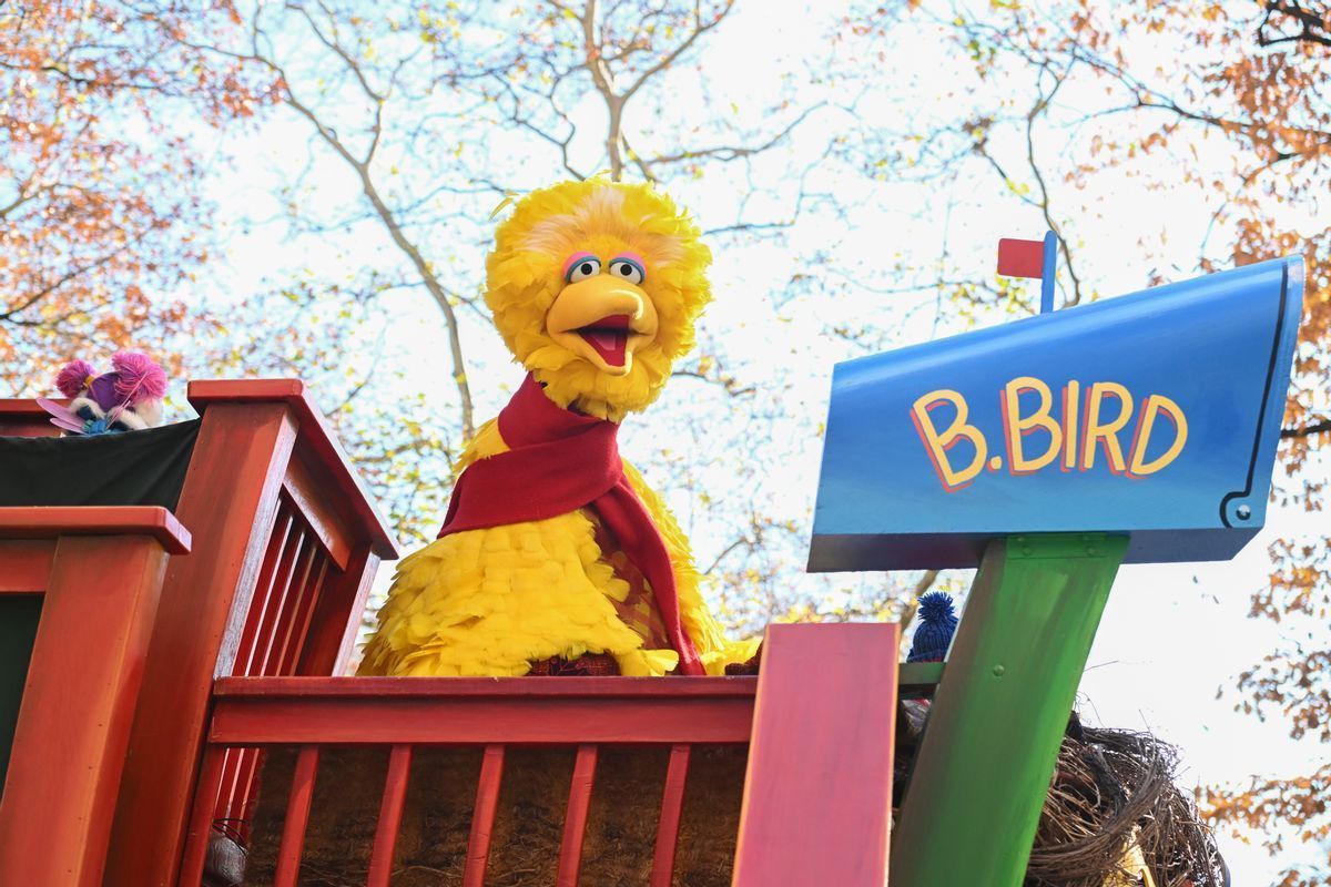 snopes's tweet photo. Very few pieces of media have lasted as long as "Sesame Street." Following Jesse Jackson's death, a real video of him reciting the poem "I Am Somebody" on the show with a group of kids in 1972 spread online. 

Here are 9 rumors we've screened about the show over the years: https://t.co/i8tjG6N0Ud