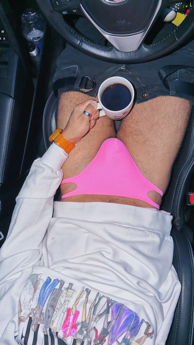 Franksamano's tweet photo. On Wednesday we wear pink 💖 https://t.co/dxGWZSLIdZ