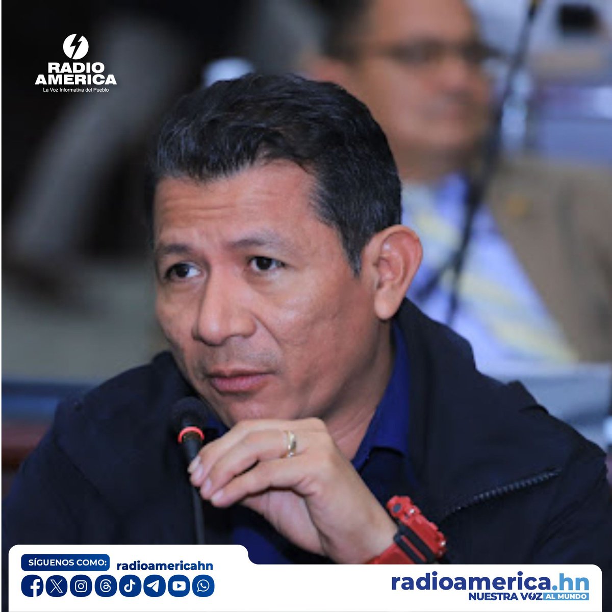 El exdiputado de Libertad y Refundación (Libre), Oved López, señaló este miércoles que el partido ya le dió 16 años a (Manuel Zelaya) para dirigirlo y ya es tiempo de poner otro líder al frente de la institución política. 

"Yo creo que ya es tiempo de dejar esa silla y permitir