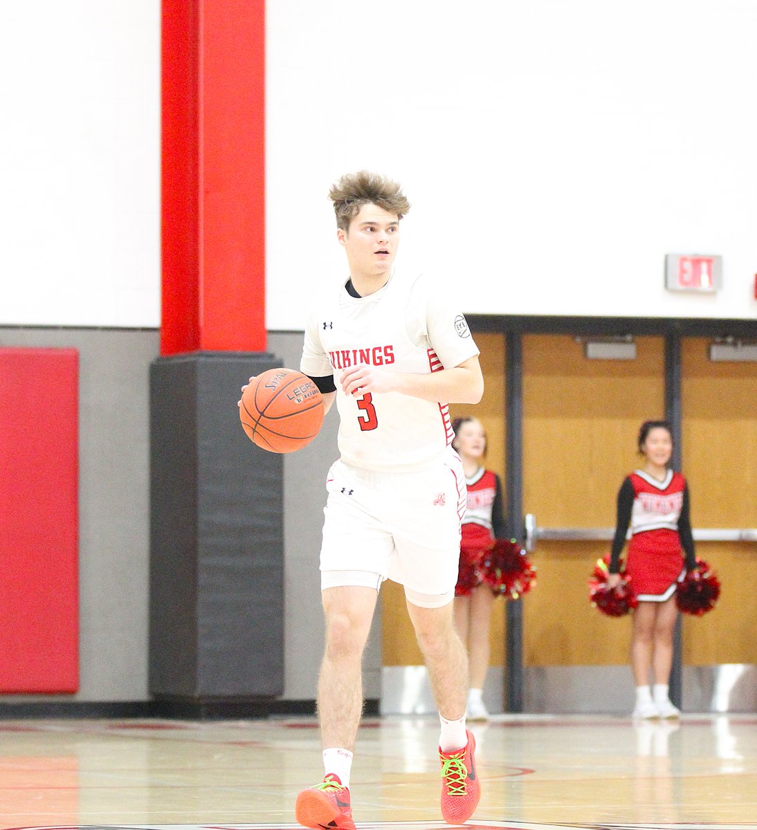 🕴🏾 tweet media