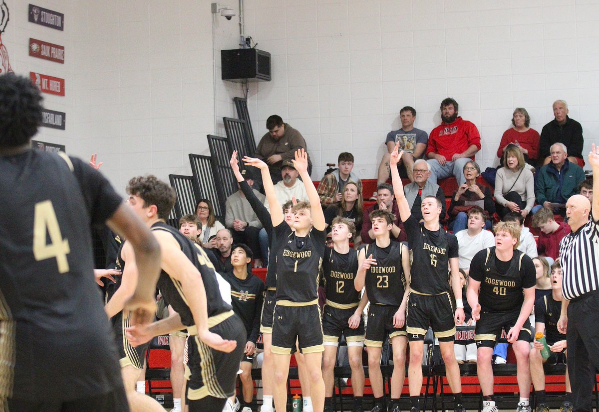 🕴🏾 tweet media