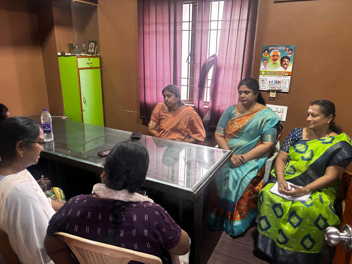 SangeethaMathi2's tweet photo. பாஜக சென்னை மேற்கு மாவட்டம் மதுரவாயில் தொகுதிக்குட்பட்ட  மகளிர் அணி மண்டல் தலைவர்கள் ஆலோசனை கூட்டம் மாவட்ட தலைவி மகளிர் அணி திருமதி வள்ளி அவர்கள் தலைமையில் நடைபெற்றது.
18.02.2026
@annamalai_k
@KavisriBjp @NainarBJP @VanathiBJP @KesavaVinayakan https://t.co/Aal4nZR0nm