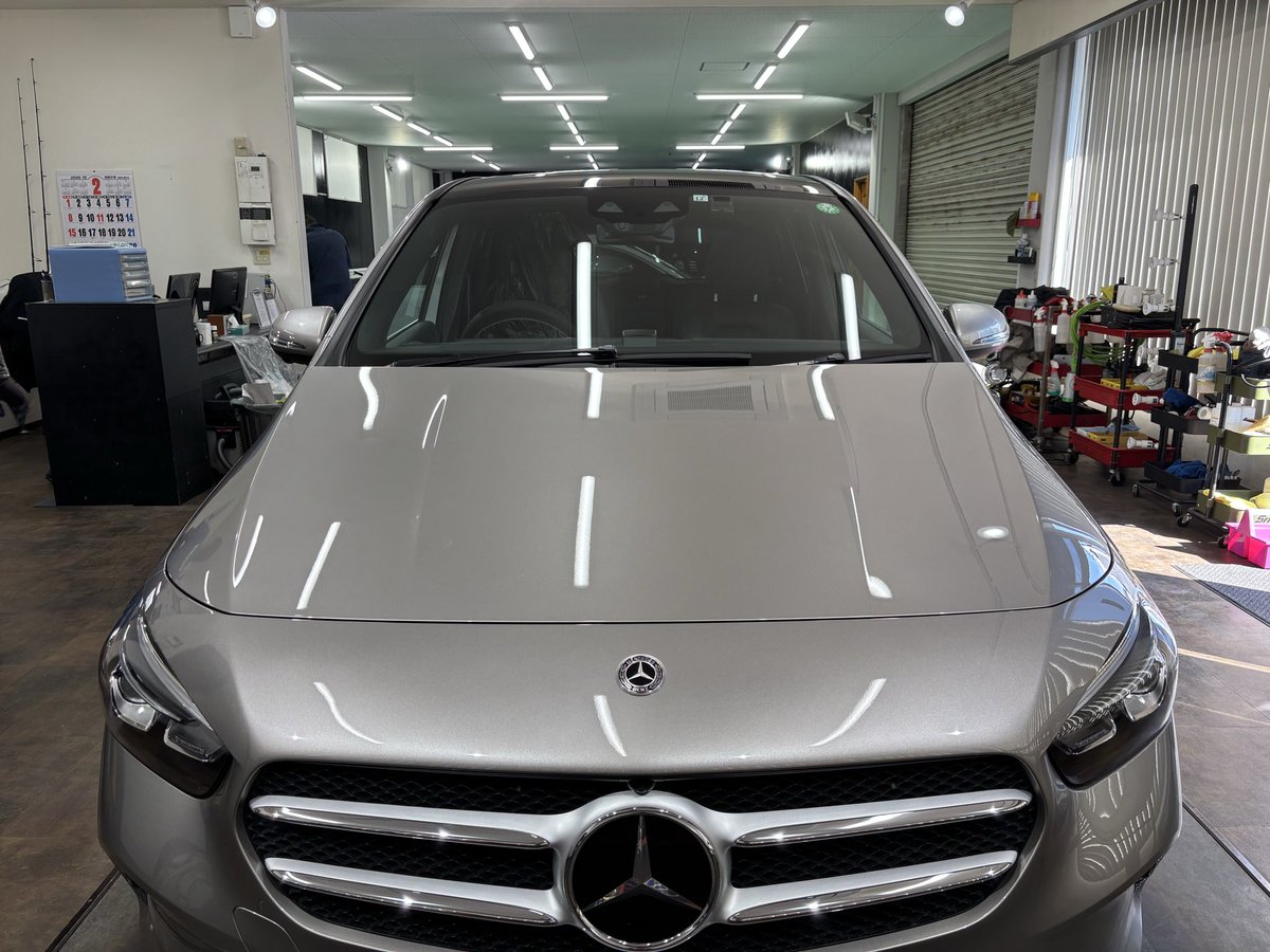 Carpenter144328's tweet photo. 5年経過車でもここまで艶復活。
ボディ研磨
EXキーパー施工
細部まで徹底仕上げ
年式が古いからと諦めていませんか？
千葉市でコーティングするならお任せください。
再施工OK
年式不問
状態に合わせて最適施工���ます。
気になる方はDMください（見積り無料）
#EXキーパー
#keeper 
#千葉市中央区 https://t.co/xFdVjjsol2