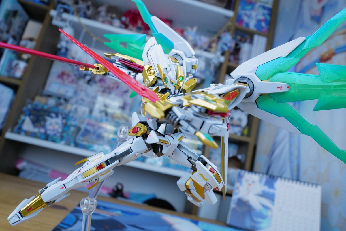 これを見た人は我に続いて剣を抜け