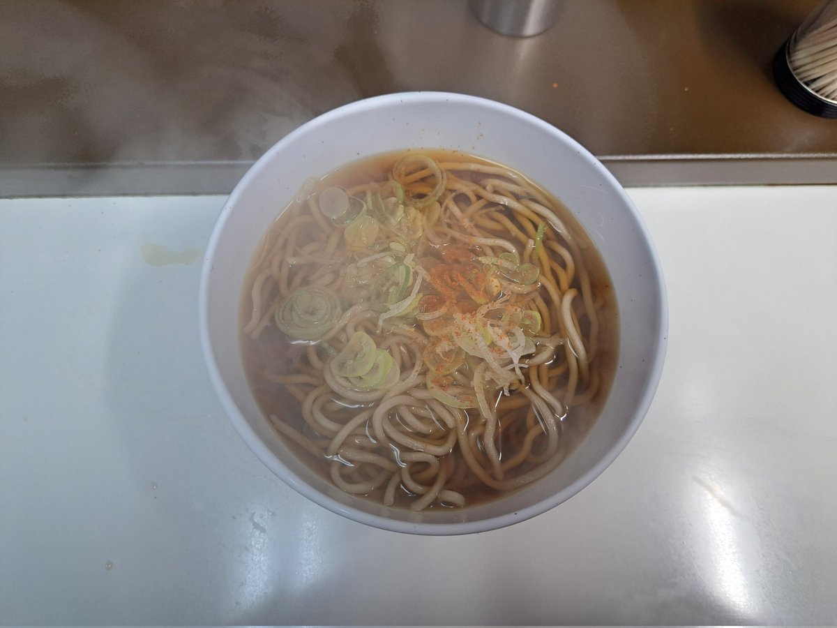 fd_nao's tweet photo. #札幌駅
電車待ちで寒い方
7,8番ホームに立ち食いそば屋あるのでぜひ温まってください https://t.co/llLGLsyxDl