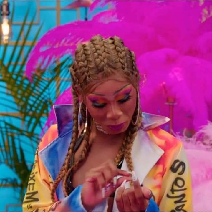 ADUT ✰ tweet media