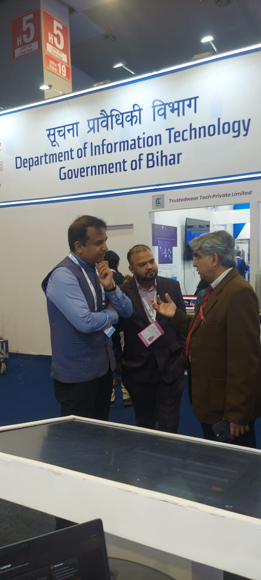 FisheriesGoI's tweet photo. Shri Sagar Mehra, Joint Secretary, Department of Fisheries, Government of India, visited the India AI Impact Summit 2026 and interacted with key stakeholders, innovators, and industry leaders to explore the transformative role of Artificial Intelligence in the fisheries sector. https://t.co/dd7F9ut2Ys