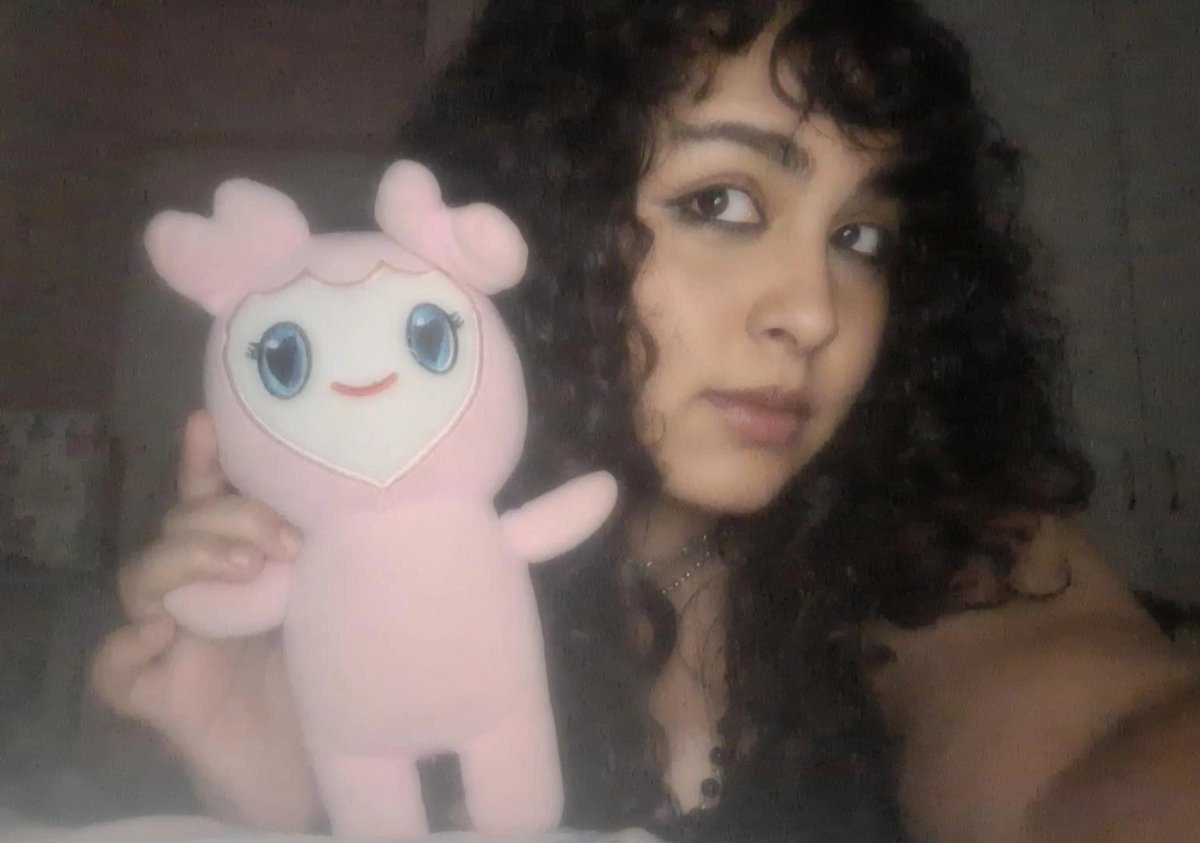 YanYan28_'s tweet photo. Movely y yo por que somos besties y quiero mucho a mi movely pirata #movely https://t.co/dLTh3LdIRh