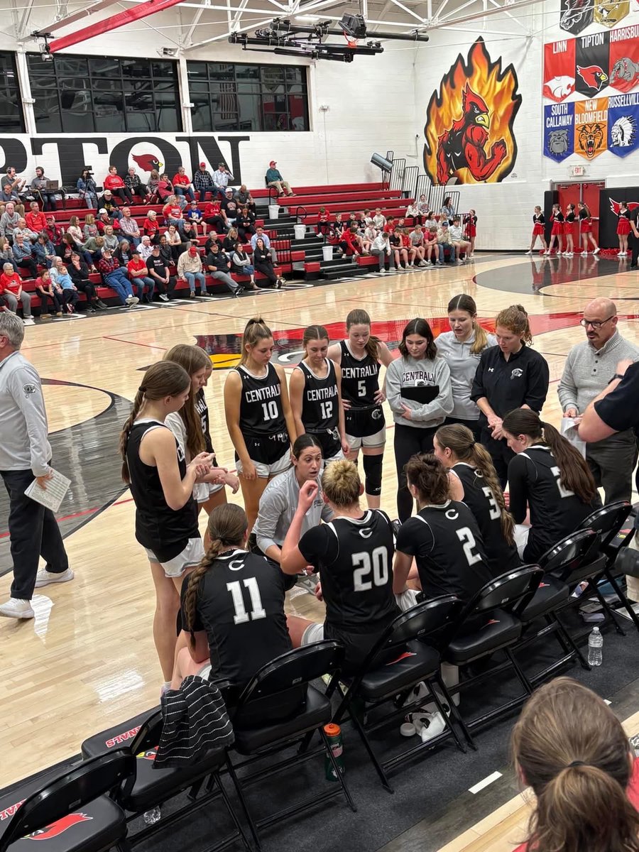 WbbCentralia's tweet photo. C3 #2 Lady Panthers (22-3) go on the road and get  a BIG WIN over C2 #1 Tipton 58-55. Lady Panthers closed out the game on a 12 to 4 run. Great TEAM win! This marks the 1️⃣0️⃣0️⃣th win for Coach Brinkmann and the Lady Panthers Class of ‘26.

@RodKRCG13 @Megan_aub_brink @JeremyJacob88 @ChrisDuerr @ClarenceCanno13 @KOMUsports @MbcaCoaches @NemoPressbox @austinward41 @RoundBallBrad @NathalieABC17 @NicThomas44 @MattClarkPXP