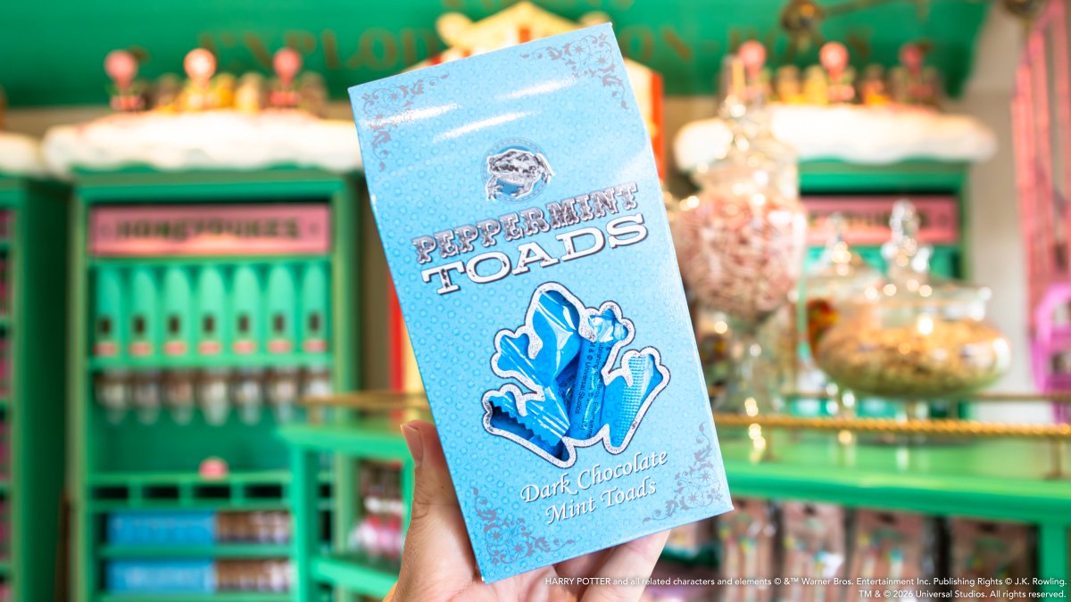 蛙の形の「ミントチョコレート」 をご紹介🐸／ ホグズミード™を訪れる