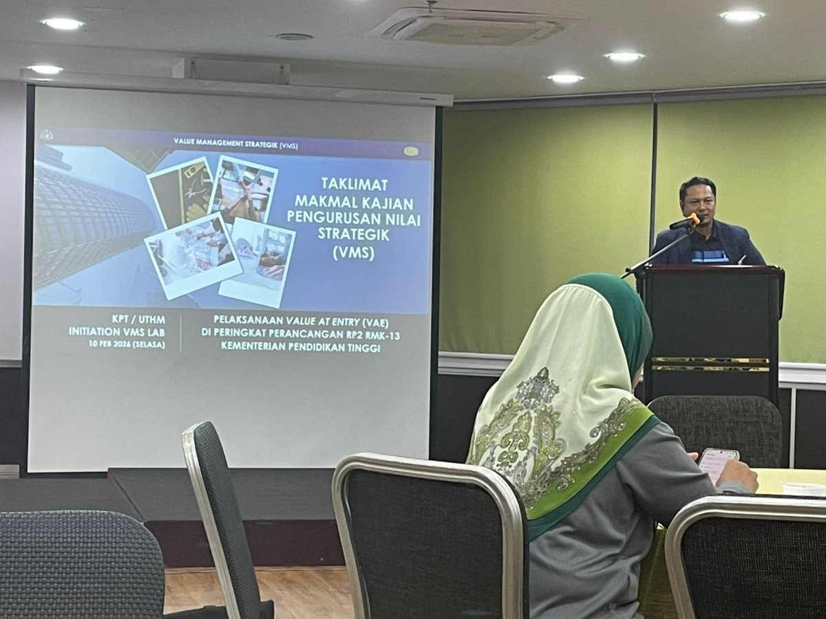 uvm_jkr's tweet photo. 10-13 Februari 2026 Kajian Value Management Strategik (VMS) bagi  projek
@MOHEOfficial
@uthmjohor 
@myfkmpUTHM 
yang dimudahcara oleh pasukan fasilitator

@uvm_jkr

@JKRCPAB

@IPJKR_Official

@RoslanisE

@JkrMaria

@RbSafarina

#IamJKR #KitaJKR #JKRsynergy #JasaKepadaRakyat https://t.co/v27fC61wkd